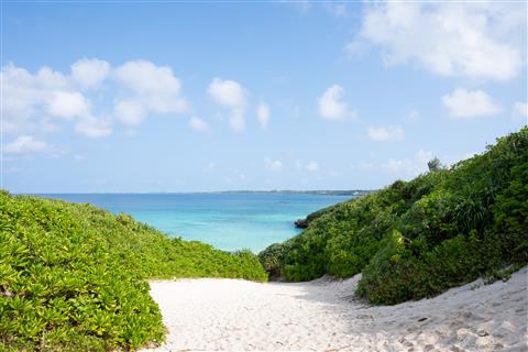 【宮古島】砂山ビーチ　写真提供：OCVB